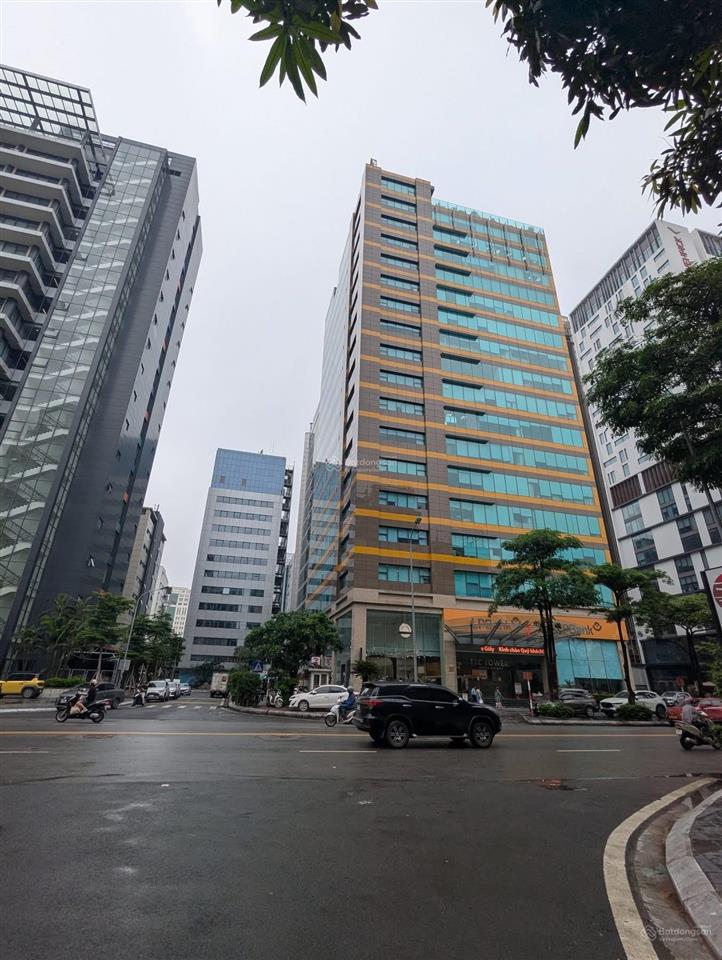 Siêu phẩm cầu giấy  tòa văn phòng 605m2  30m mặt tiền  full pccc  hoàn công  dòng tiền khủng