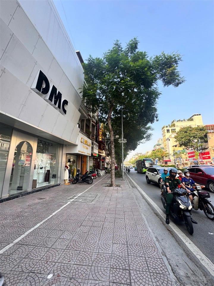 Quỹ đất vàng mặt phố nguyễn văn cừ 125m mặt tiền 8m vị trí kinh doanh đắc địa  giá tốt