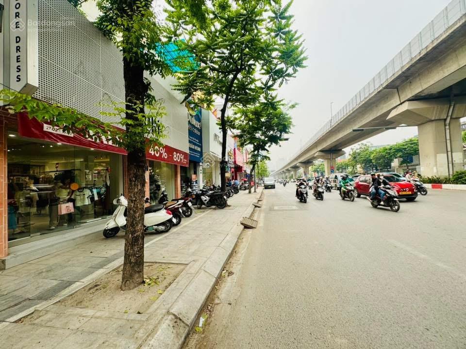 Bán đất mặt phố minh khai 195m, mặt tiền 7,8m vỉa hè gần 10m vị trí sát ngã tư tiềm năng