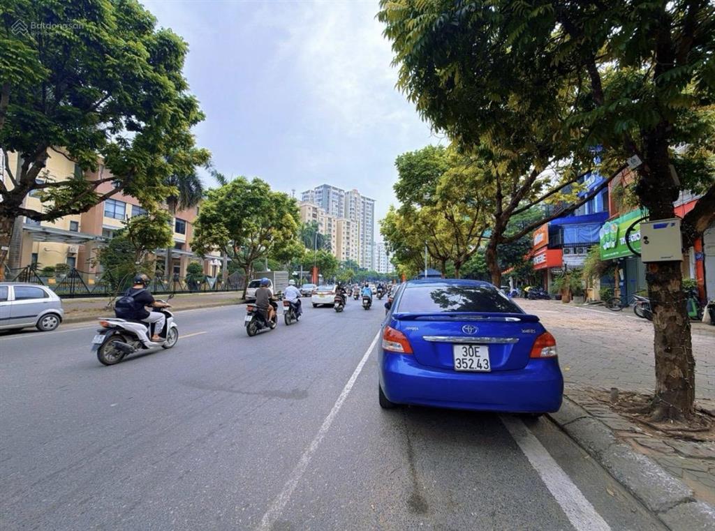 Bán tòa nhà mặt phố vũ phạm hàm 150m, 7 tầng, 2 mặt phố. dòng tiền 150 triệu/tháng. vị trí đắc địa.