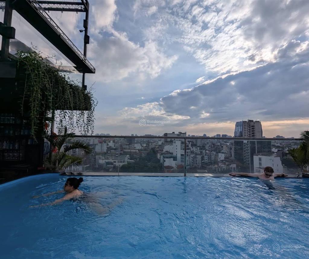 Bán khách sạn mặt phố hàng bông  hoàn kiếm. 222m  10 tầng  bể bơi vô cực. dòng tiền 500tr/tháng