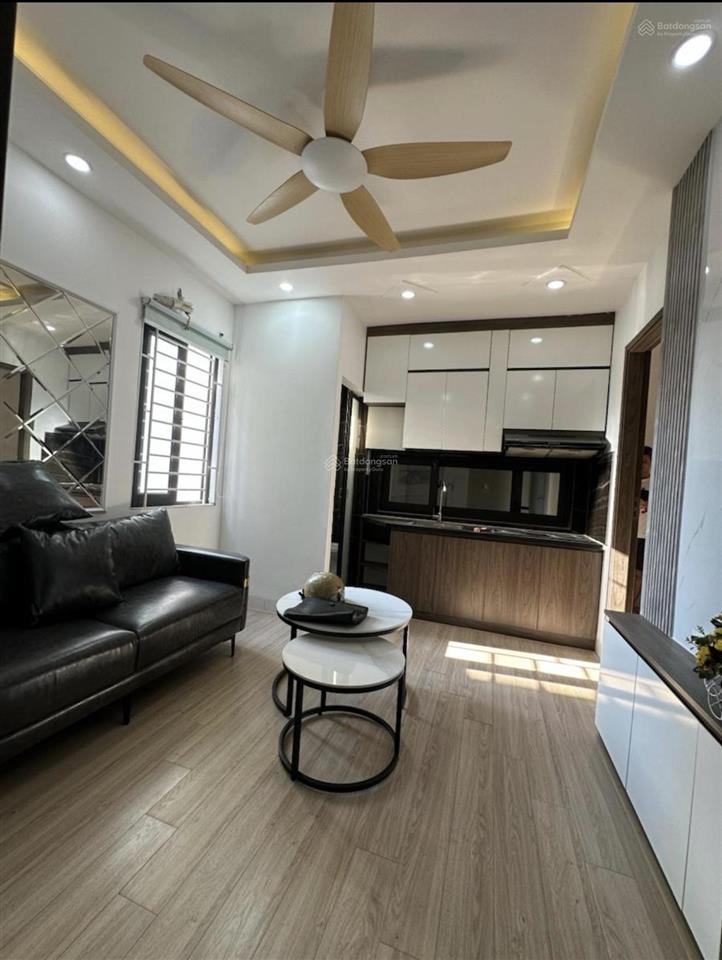 Tòa ccmn phố kim đồng. 90m 6 tầng thang máy 17 phòng khép kín dòng tiền 80tr/tháng. 20,5 tỷ