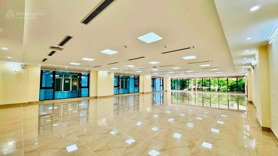 Siêu phẩm building mặt phố vip đống đa  415m  11 tầng  2 hầm  hai mặt tiền. giá 415 tỷ