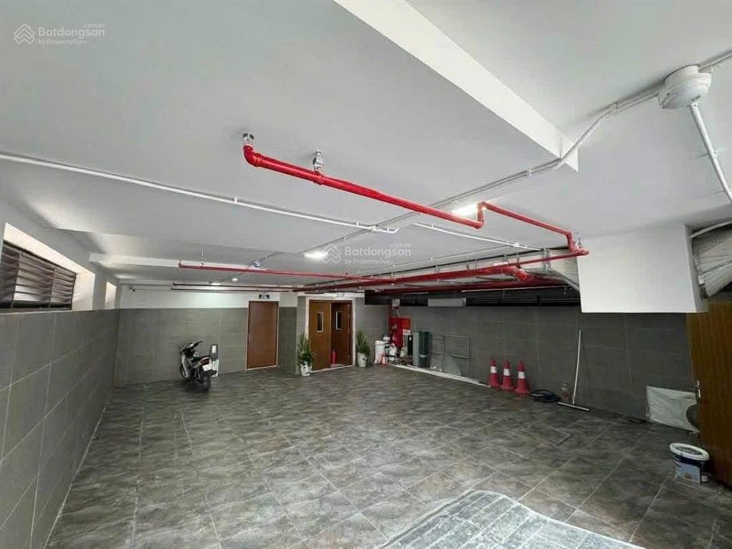 Lê trọng tấn tòa vp mặt phố 160m 9 tầng mt 9m 3 mặt thoáng tài sản lớn, vị trí đắc giá.