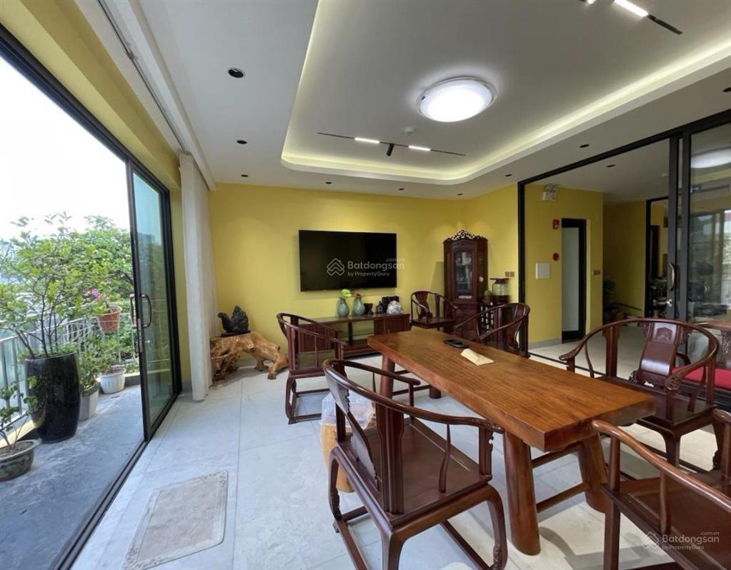 Chuyển đổi gấp  bán nhà phố lạc trung  7 tầng thang máy  gara 2 ô tô  phân lô ôtô tránh mt rộng