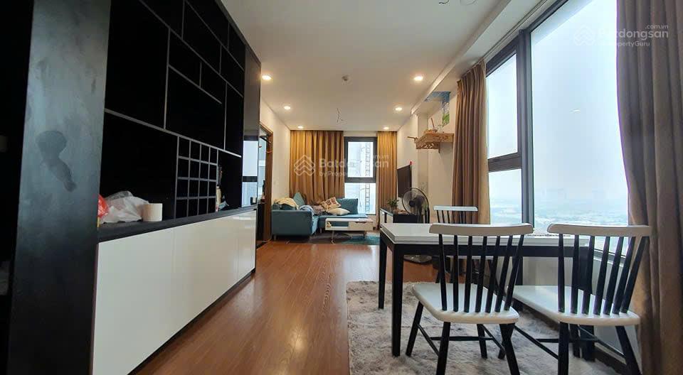 Bán cc eco green city, 5,8 tỷ, 67m2, 2pn, 2wc, hướng đn