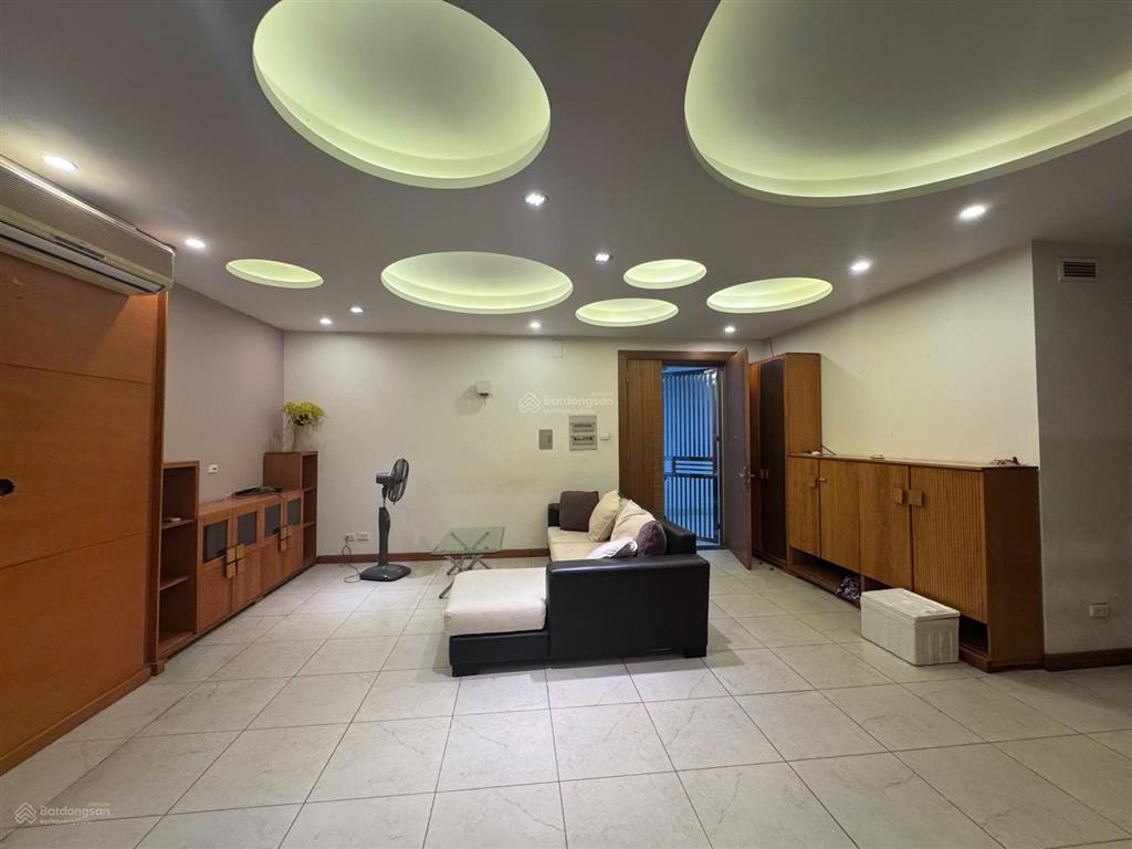 Cho thuê ch 3pn, 2wc, 146m2, giá ưu đãi tại chung cư 170 đê la thành, đống đa, hà nội
