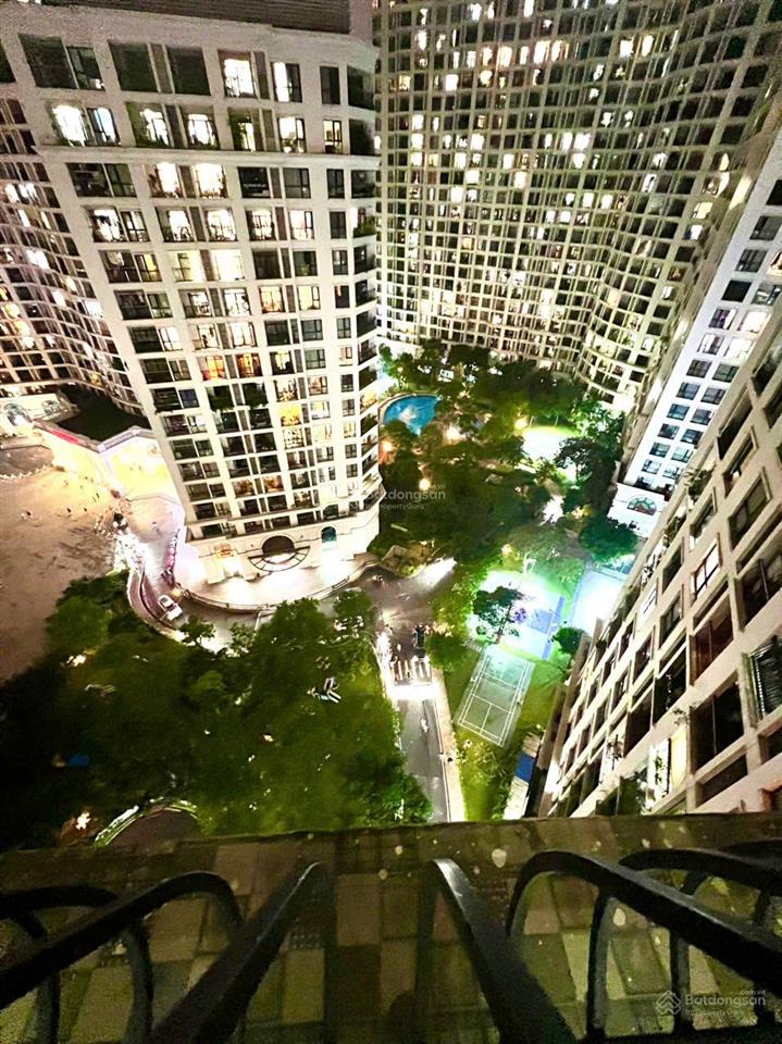 Cho thuê cc 135m2 tại hapulico complex, 20 triệu vnd, 3pn, 2vs, đầy đủ nội thất