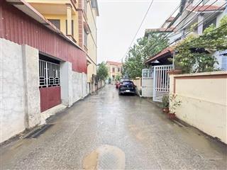 Đường thông thoángô tô dừng đỗ ngày đêmcạnh đường chân cầu thượng cátgiá đầu tư