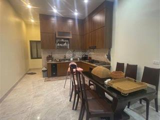 Nhà đẹp view thoáng đẹp  gần  công viên bờ hồ, không khí trong lành quanh năm