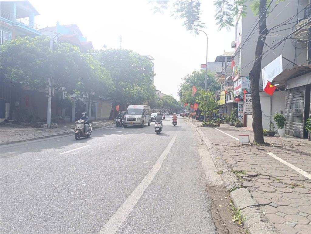 Bán 90m2 đất 2 đường thông 3 ô tô tránh nhau  cạnh khu đấu giá x2 kim chung gần cầu thăng long