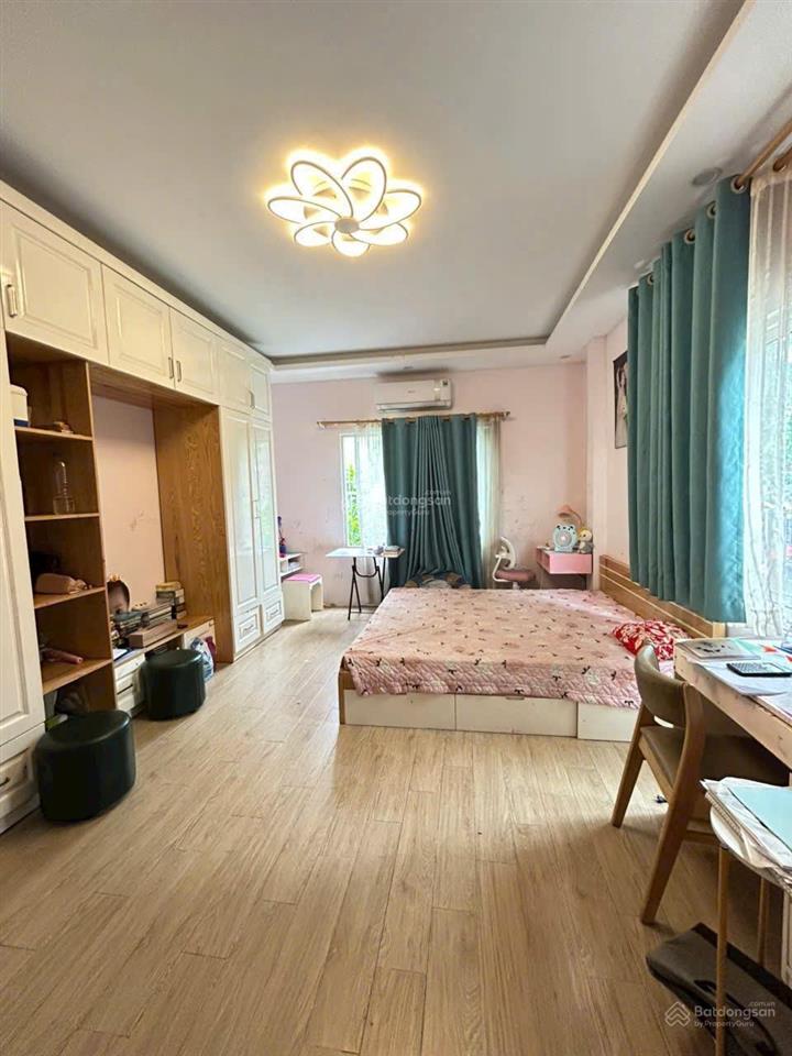 Siêu phẩm nhà 3 tầng 196,5m2 full thổ cư 3 mặt thoáng ô tô đỗ cửa  đại mạch cạnh cầu thượng cát