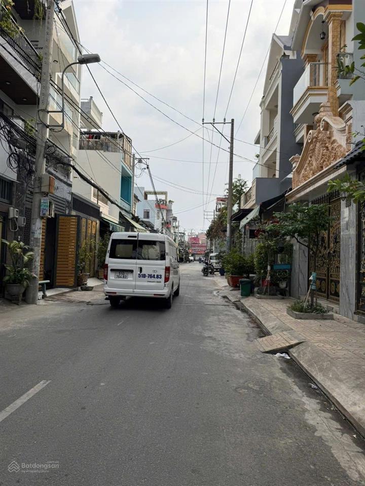 Mặt tiền khu lê văn quới  140m2  nhà c4 cũ, tiện xây mới  đường nhựa 8m  chỉ 8,75 tỷ