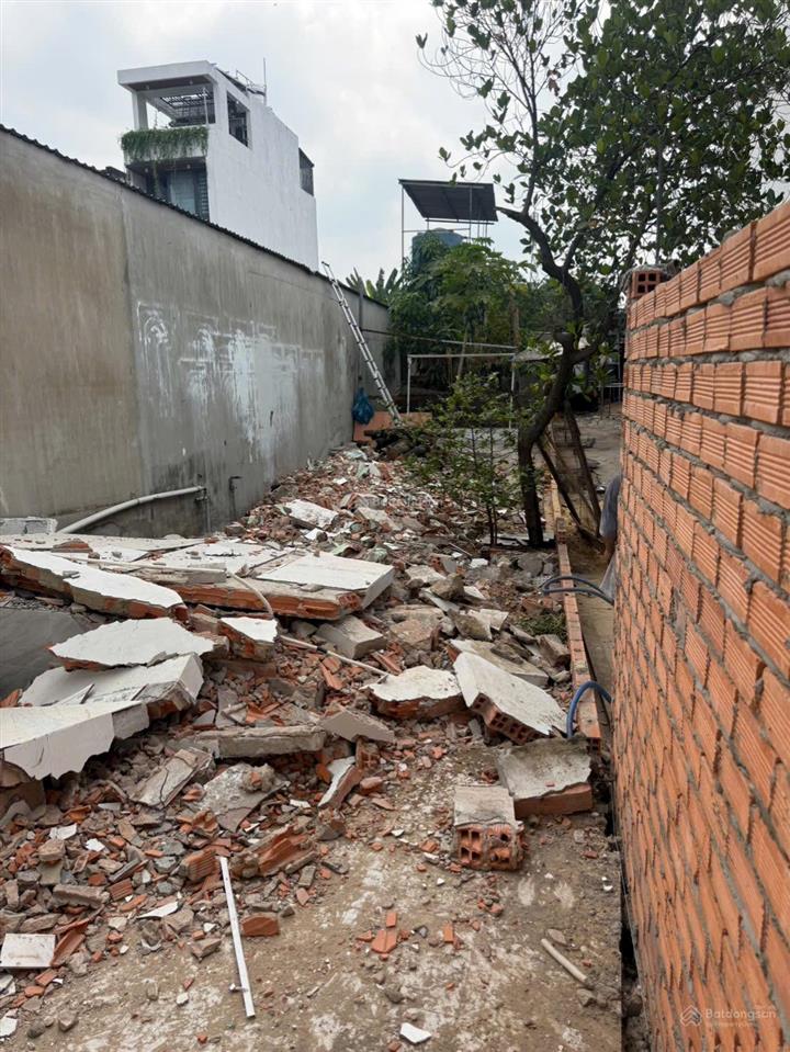 Mặt tiền khu lê văn quới  140m2  nhà c4 cũ, tiện xây mới  đường nhựa 8m  chỉ 8,75 tỷ