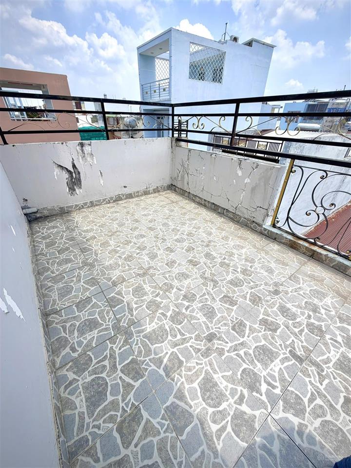 Nhà 4 tầng khu lê văn quới, quận bình tân  40m2 (4pn)  hẻm 4m  dưới 5 tỷ