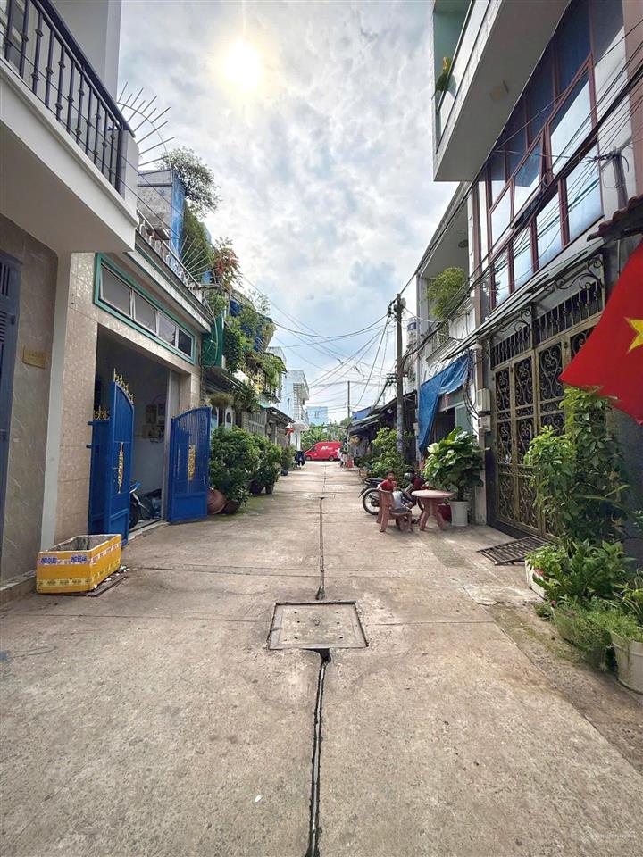 Nhà 3 tầng quận bình tân  đường tân kỳ tân quý  44m² (3pn)  hẻm 6m thông  5,85 tỷ