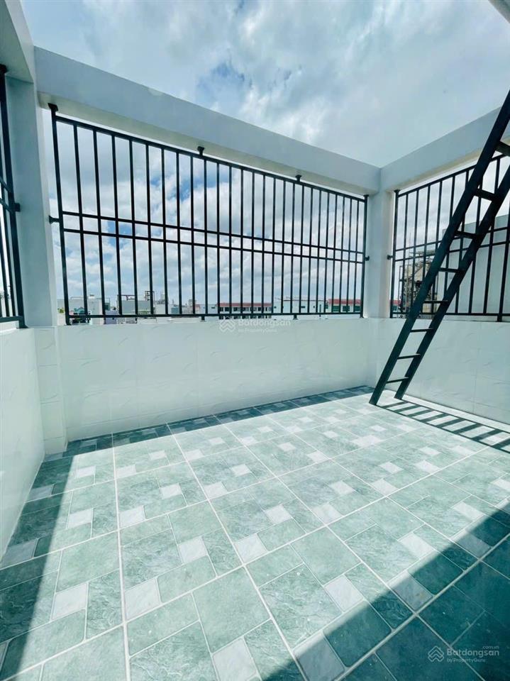 Nhà mới 5 tầng (4,3x19m)  ngay tên lửa, quận bình tân  hẻm 4m, sát aeon  có thang máy