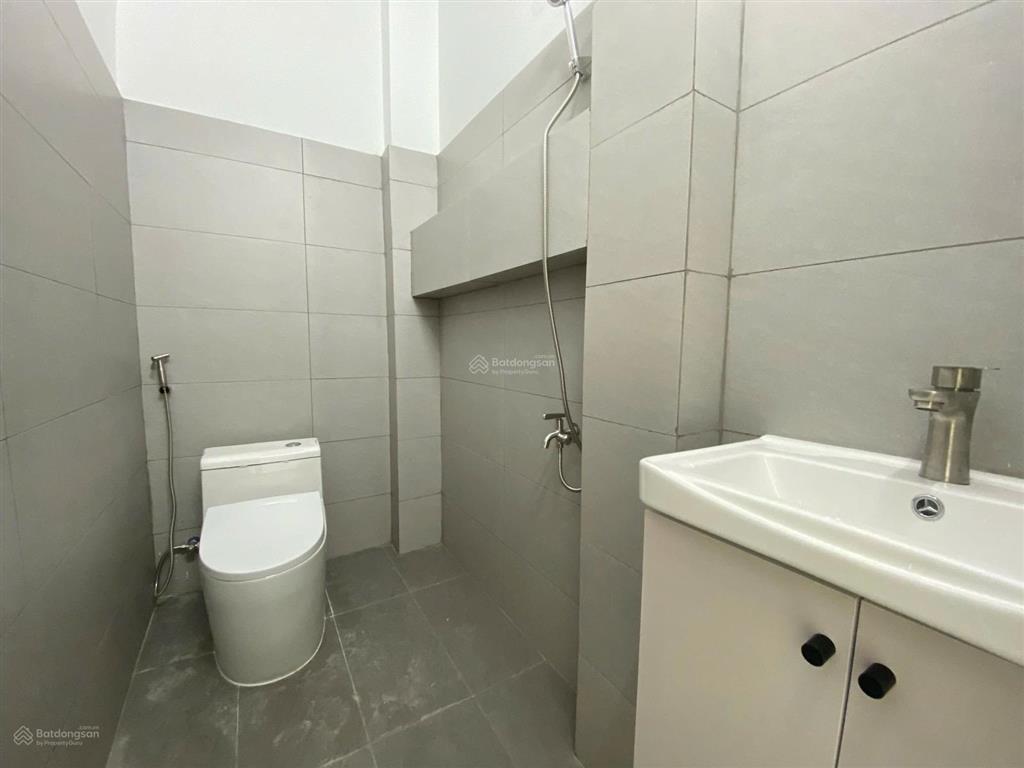 Chdv ngay đường số 13a  75m2, 6 tầng thang máy  17 phòng  dòng tiền 80tr/tháng  chỉ 9,8 tỷ