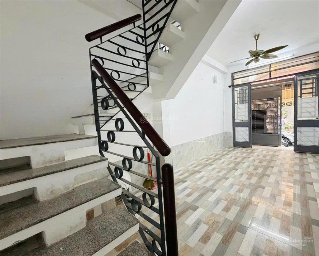 Hẻm thông, xe hơi đến nhà  nguyễn đình chiểu quận 3  37m2, 5 tầng, 7pn.