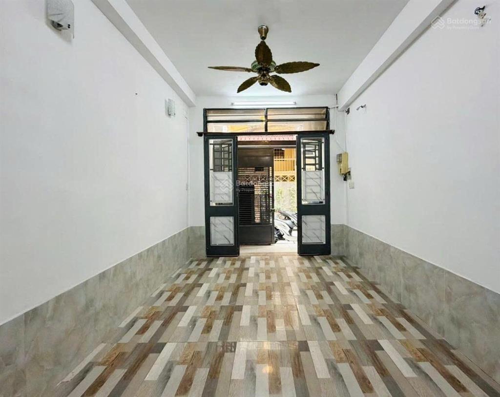 Hẻm thông, xe hơi đến nhà  nguyễn đình chiểu quận 3  37m2, 5 tầng, 7pn.