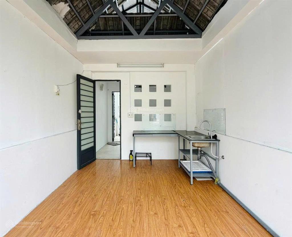 Hẻm thông, xe hơi đến nhà  nguyễn đình chiểu quận 3  37m2, 5 tầng, 7pn.