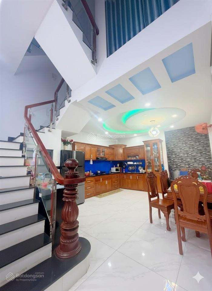 Gần aeon t.phú  bhh  bình tân, (100m2) 5x 20m  3 tầng  nhà mới, sổ vuông, nhỉnh 7 tỷ