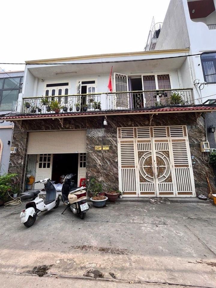 Chủ muốn mua nhà lớn hơn nên cần nhượng lại cặp nhà 8.8x16  2 tầng  ngay aeon tân phú  nhỉnh 13t