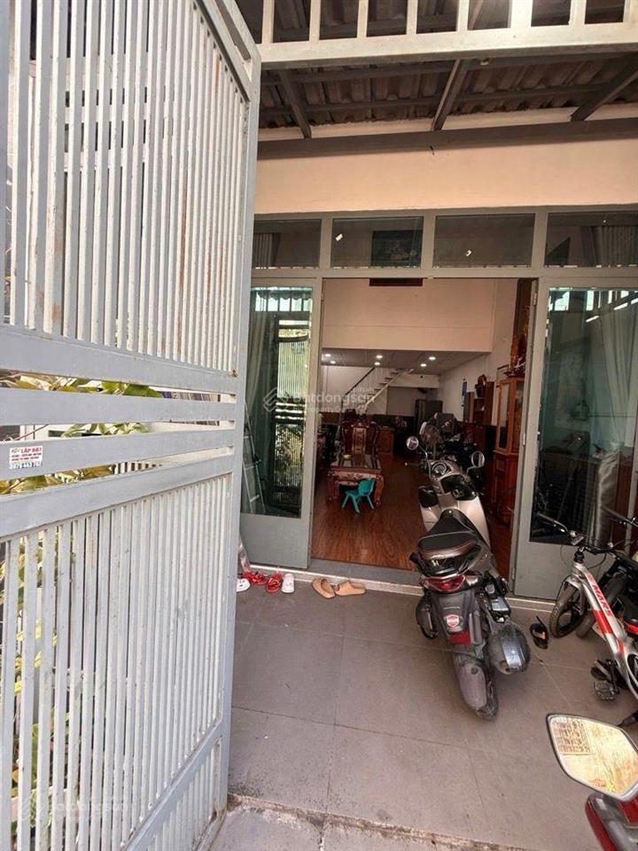 Nhà cấp 4, 60m2, 4x15, ngay gần chợ gò xoài, giáp tân phú, cách tp 5p đi xe, chỉ 4.2 tỷ