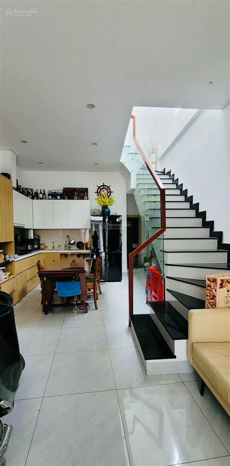 Nhà ở ngay gò dầu  55m2  hxh, còn mới dọn vào ngay, 2 tầng, giá chỉ nhỉnh 5 tỷ