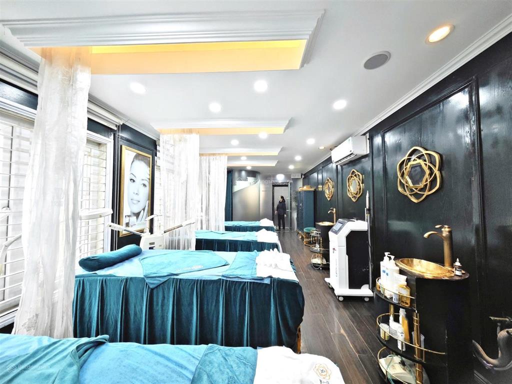 Cho thuê nhà 6,5 tầng, mt 4m, 40m2/ tầng, giá 35 triệu, tuyến lê đại hành, phố huế, phù hợp spa,cty