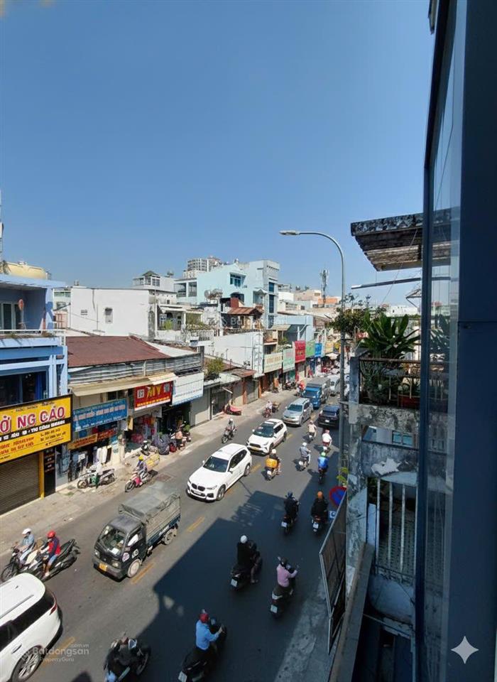 Siêu phẩm mặt tiền kinh doanh  4 tầng lạc long quân (4.5 x 14.2m) doanh thu 30tr/tháng  23.7 tỷ