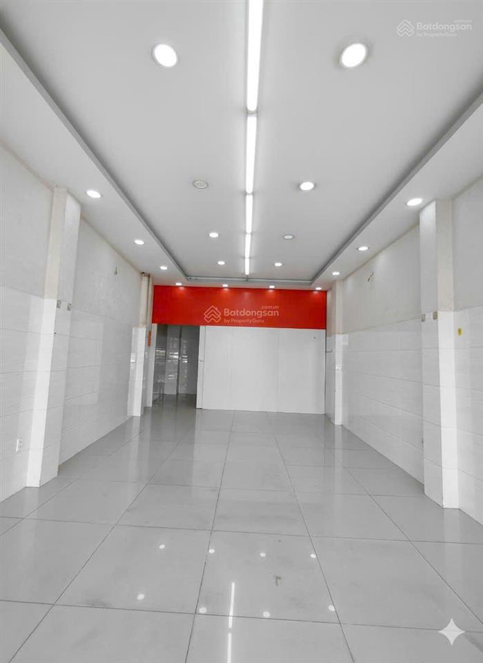 Siêu phẩm mặt tiền kinh doanh  4 tầng lạc long quân (4.5 x 14.2m) doanh thu 30tr/tháng  23.7 tỷ