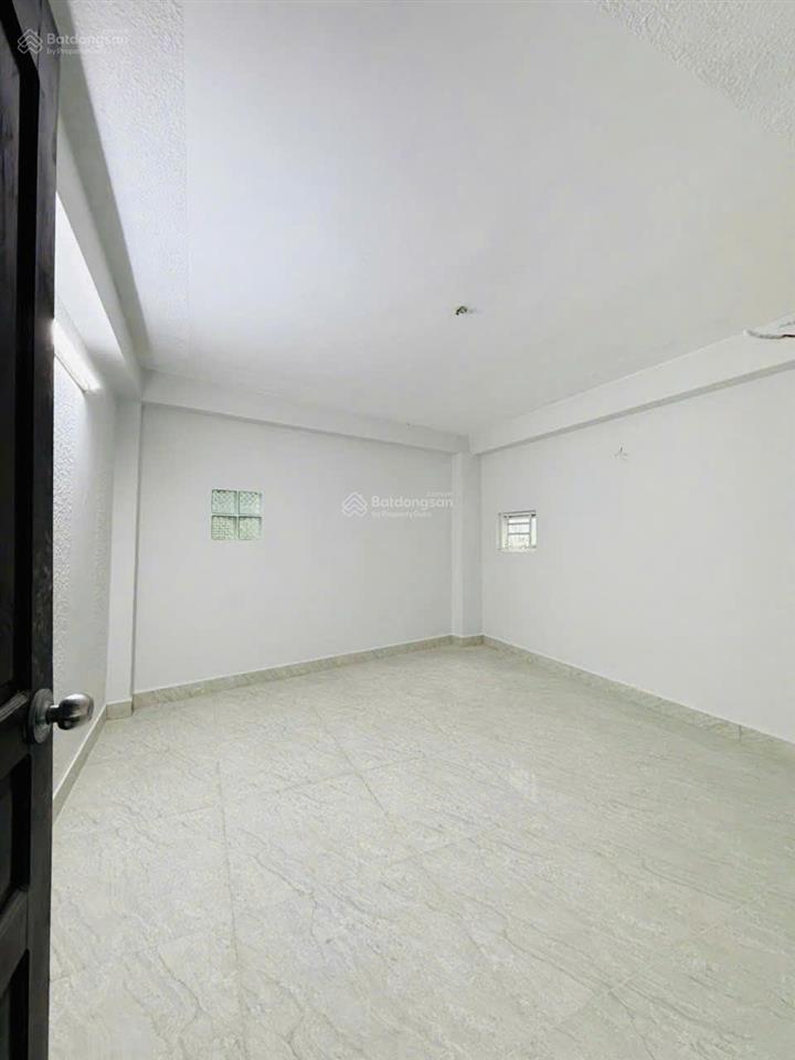 (new) không căn so sánh  huỳnh văn nghệ 4 tầng (3,5 x 11m) 5 phòng ngủ  hẻm xe hơi thông