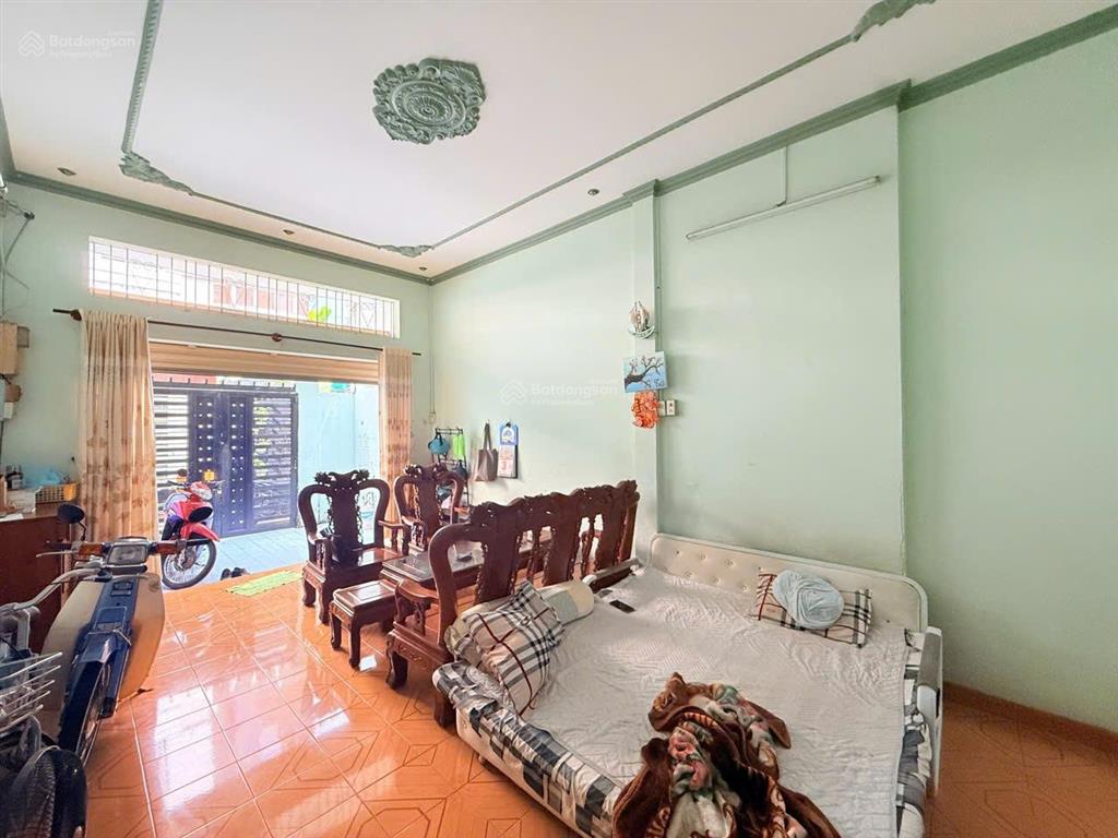 (new) ô tô đỗ cửa  nhà 2 tầng lạc long quân (54,88m2) ngang 4m ngay ngã tư bảy hiền, giáp q. 10