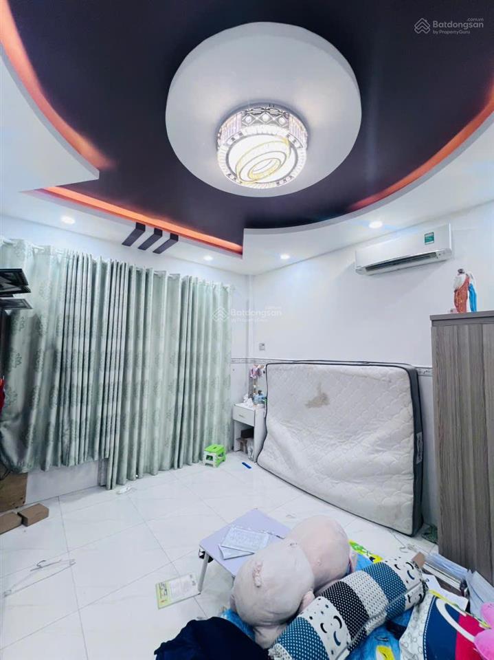 Nhỉnh 65 triệu/m2  bán đất tặng nhà 3 tầng  112m2 ngang 4m2  mặt tiền vip trần thị hè q.12
