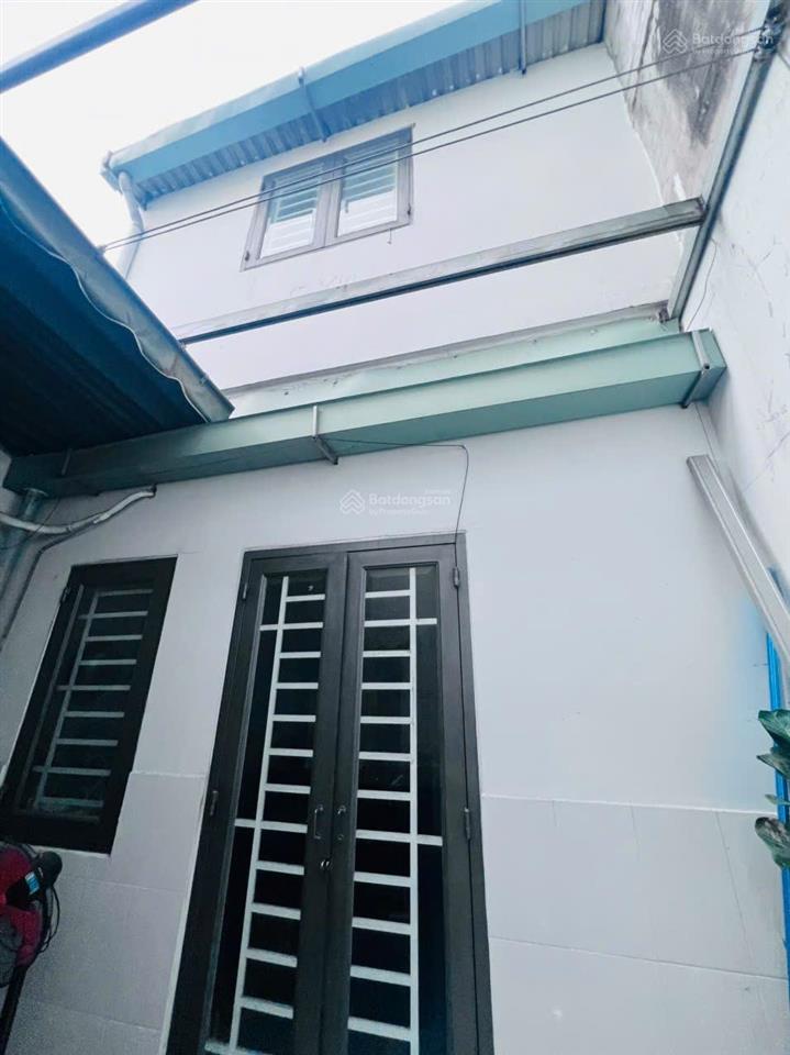 Nhỉnh 65 triệu/m2  bán đất tặng nhà 3 tầng  112m2 ngang 4m2  mặt tiền vip trần thị hè q.12