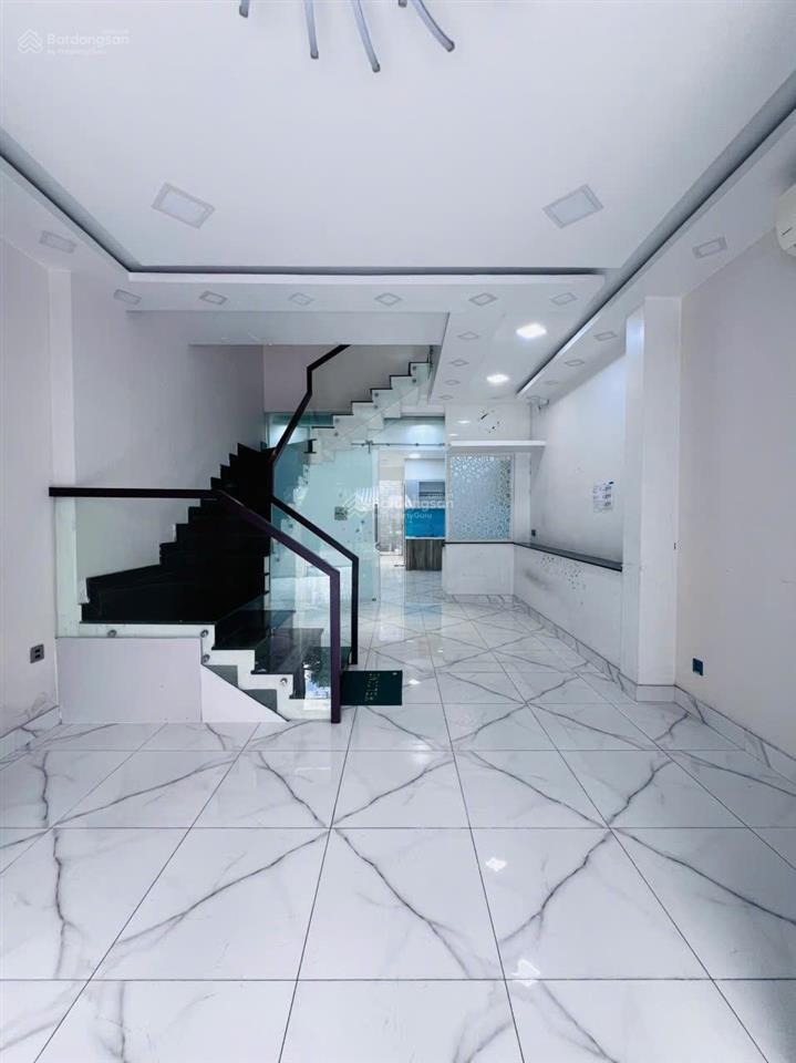 (hiếm nhà bán) mặt tiền đường bình gĩa khu vip phường 13 kế etown 2 (66m2) ngang 4.5m, 3 phòng lớn.