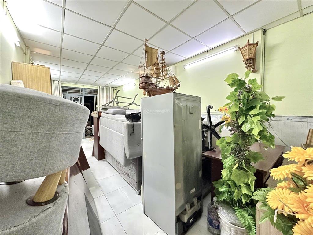 Tiện xây mới  nhà dân hẻm xe hơi nguyễn công hoan khu vip phan xích long (44m2) x 2 tầng  8.3 tỷ
