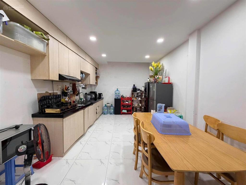 Bán nhà hẻm xe hơi q.3  siêu phẩm nhà dân xây khu hoàng sa (45m2) x 5 tầng, khu đáng sống  8.9 tỷ
