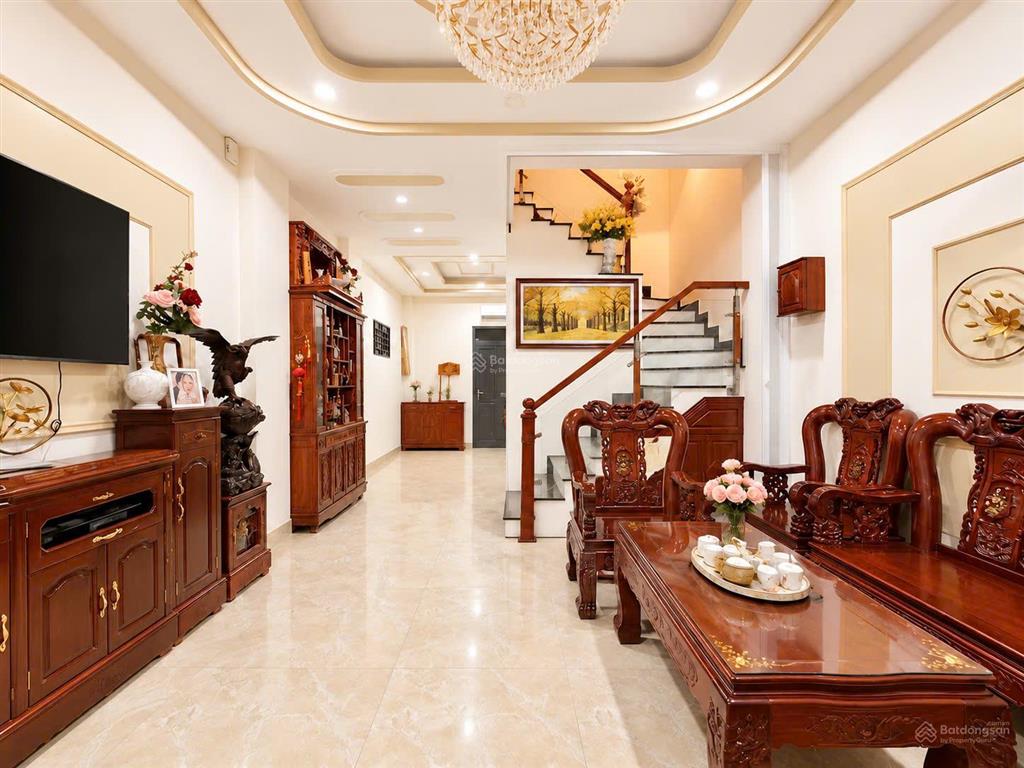 Ô tô đến nhà  đường nguyễn văn đậu  64m2  4 tầng  gần chợ cây quéo  9,999 tỷ