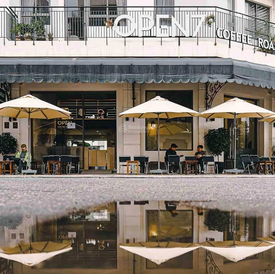 Cho thuê mbkd hạ hồihoàn kiếm,dt155m2x4 tầng,mt14m.kinh doanh mọi mô hình phù hợp nhà hàng
