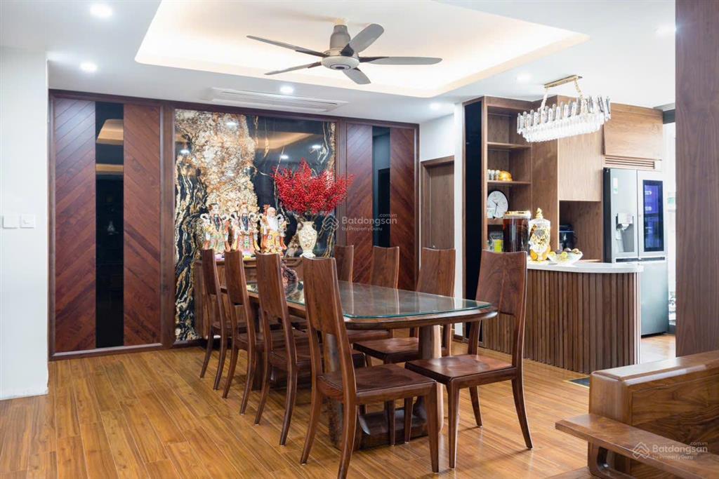 Bán chung cư aqh căn view sông cực đẹp 146m2  3 ngủ  3wc.