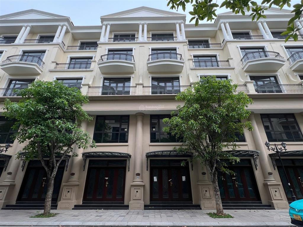 Cho thuê shophouse vinhomes ocean park 3, 10 triệu/th, 110m2, chỉ với view đẹp căn thô chưa hd gì