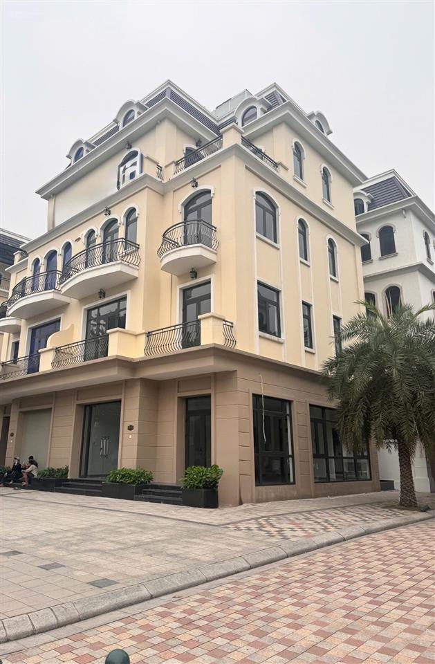 Cho thuê đlsh đương lớn 52m , 50 triệu vnd, 150m2, hoàn thiện 5 tầng có thang máy
