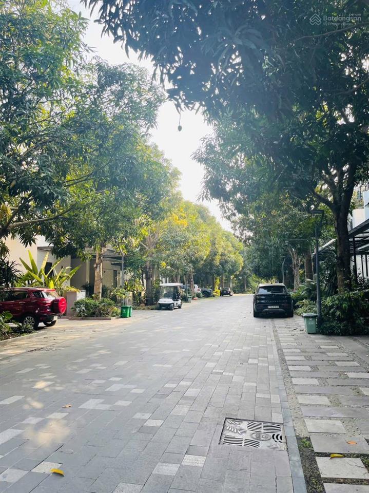 Bán bt tại ecopark grand  the island, 70 tỷ, 270m2, 4pn, 4wc, 3 tầng