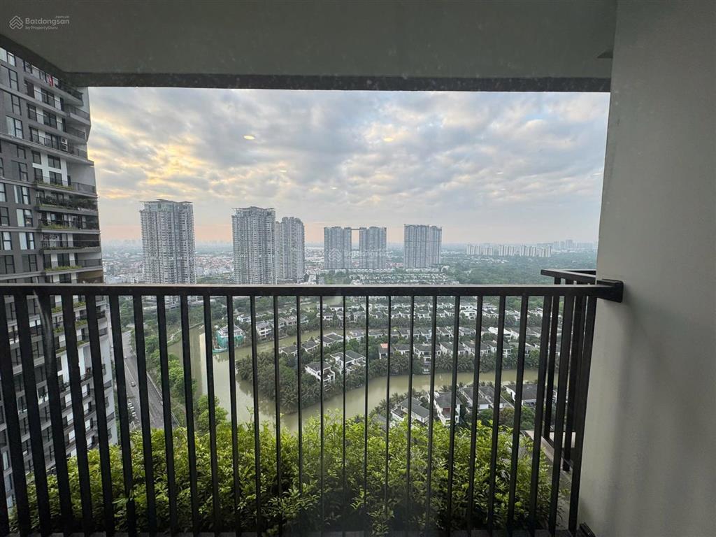 Căn hộ 2pn full nội thất tại sky forest residences ecopark, 6,5 tỷ, 77m2 bao đẹp 22m2 sân vườn