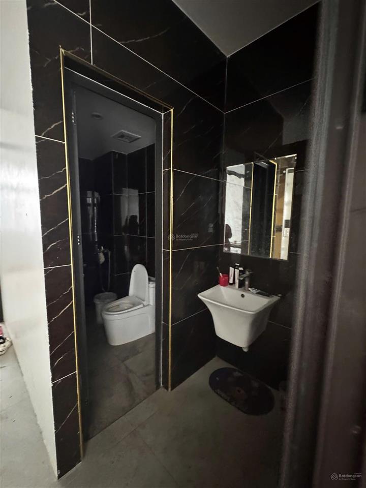 Cho thuê gấp bt 63m2 ở vinhomes ocean park 2, 10 triệu, 6pn, 6wc