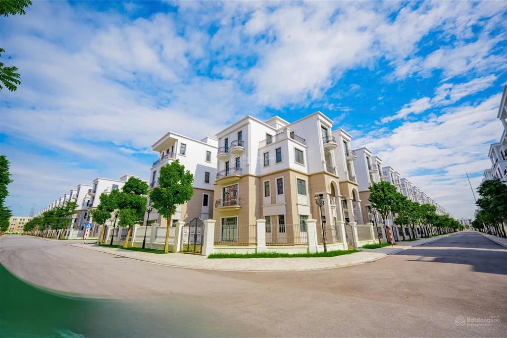 Đơn lập 180m2 1 trên 18 căn duy nhất khép kín vịnh xanh ưu tiên 1 cho khách hàng