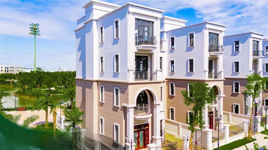 Đơn lập 180m2 1 trên 18 căn duy nhất khép kín vịnh xanh ưu tiên 1 cho khách hàng