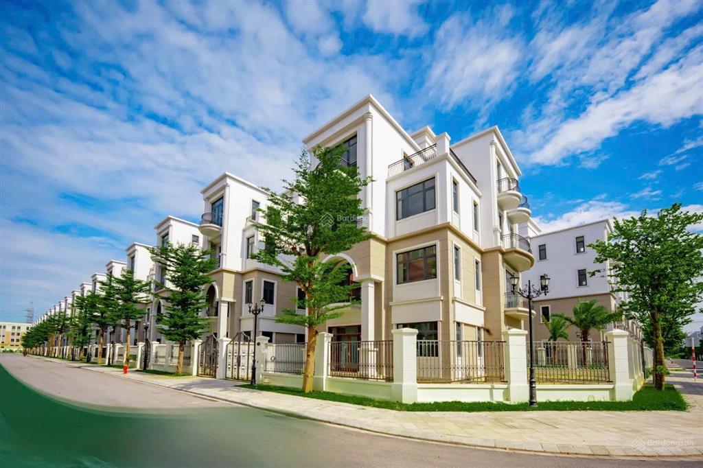 Đơn lập 180m2 1 trên 18 căn duy nhất khép kín vịnh xanh ưu tiên 1 cho khách hàng